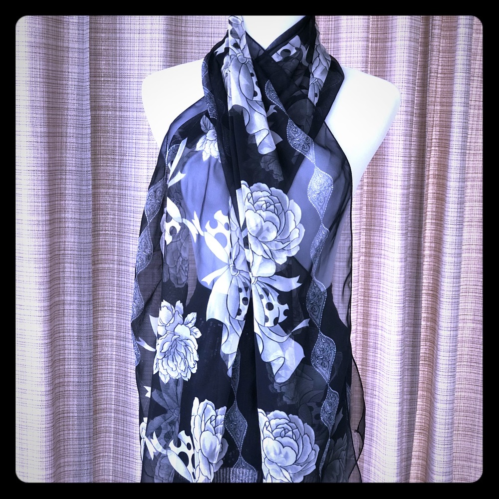 Black and White Scarf